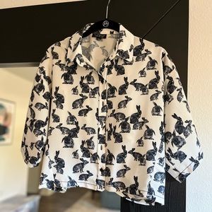 TOP SHOP Cropped Bunny print Button-down short sleeved Shirt